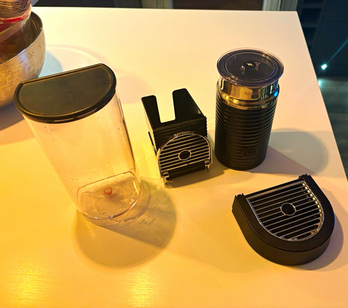 Nespresso citiz electric milk - citiz,